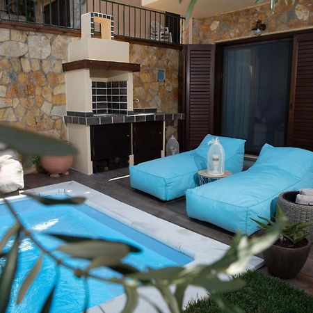 Dandy Villas Nea Roda - Melodic Waves - Private - Pool - Parking - Cellar Exteriör bild