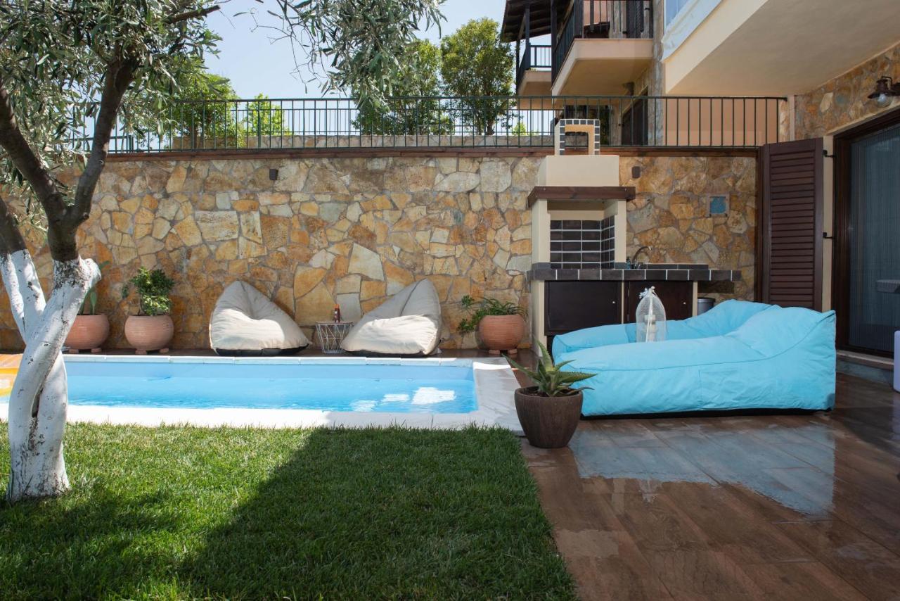 Dandy Villas Nea Roda - Melodic Waves - Private - Pool - Parking - Cellar Exteriör bild